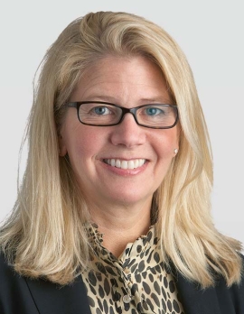 Stefanie Bachhuber Headshot