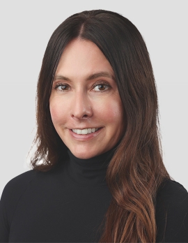 Headshot of Alana Montanari, Senior Advisor Consultant, RIA Specialist at First Eagle