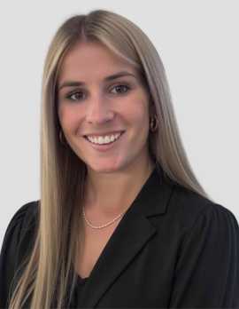 Headshot of Molly McAndrew, an Internal Advisor Consultant at First Eagle