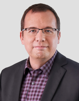 Headshot of Micah Martin, CFA