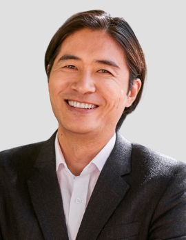 Headshot of Henry Song, CFA