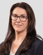 Headshot of Jayda Burke, Director and head of shareholder services at First Eagle Investments