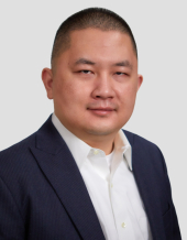 Headshot of Jingwei Lei, CFA
